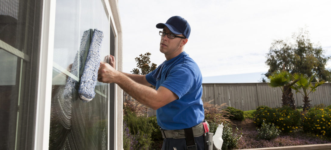 Window Cleaning Nettoyage des Vitres et Vitrines